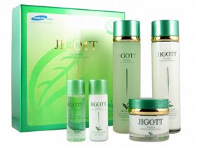 韓國 JIGOTT~綠茶保濕護膚禮盒(5件組)  化妝水/乳液/面霜</p>聖誕禮盒 新年禮盒 送禮首選